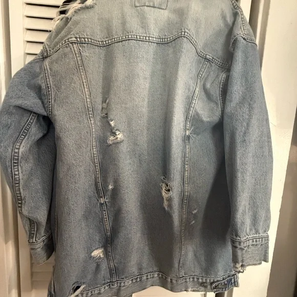 Distressed Light Blue Denim Jacket - Picture 4 of 4